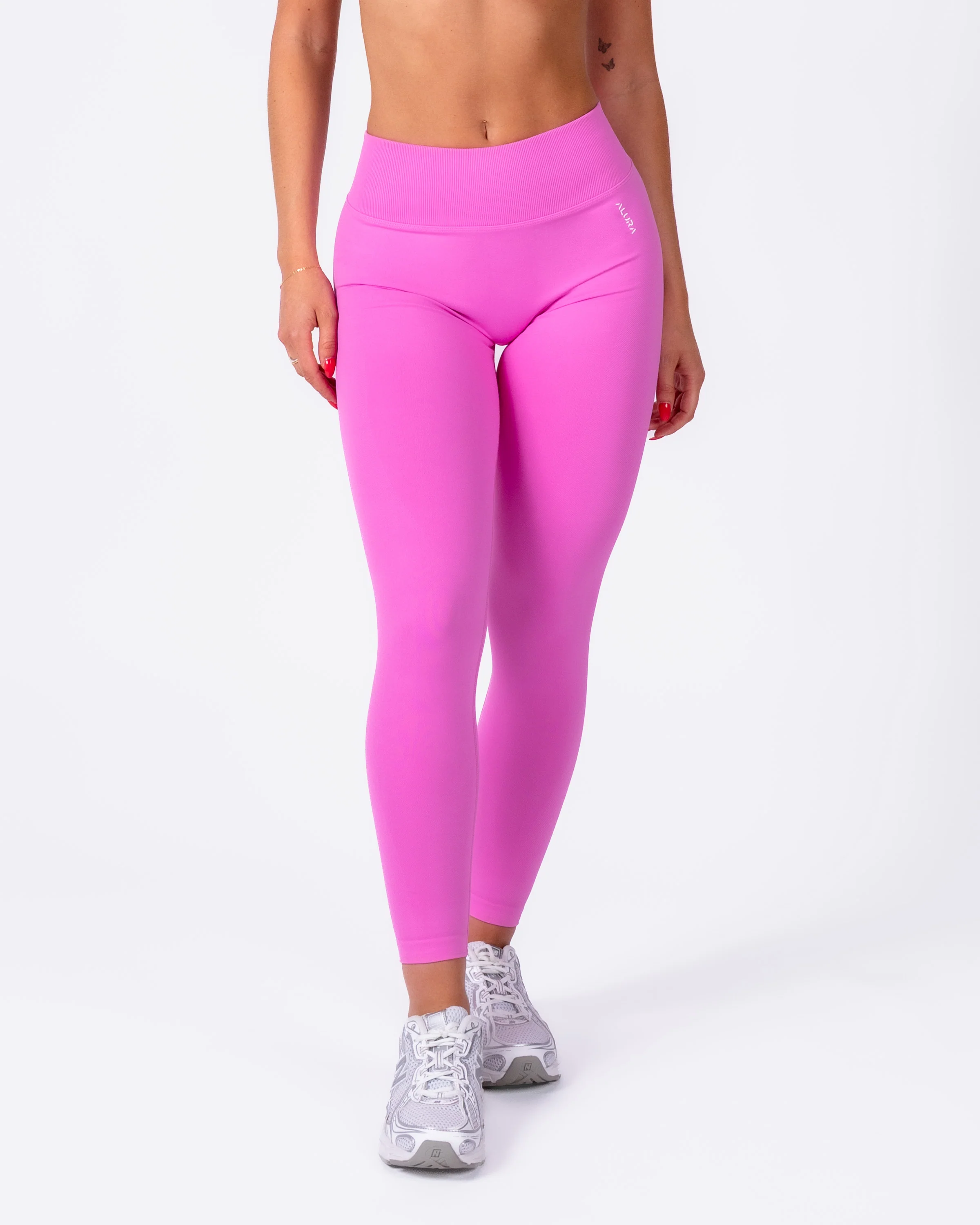 Captivate V Leggings - Image 2